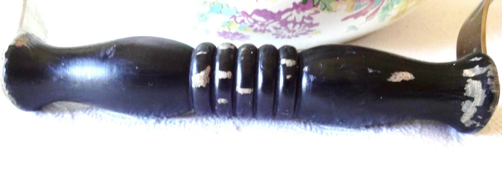 1981 Enamel M. Kamenstein Teapot -- Beautiful Floral Design