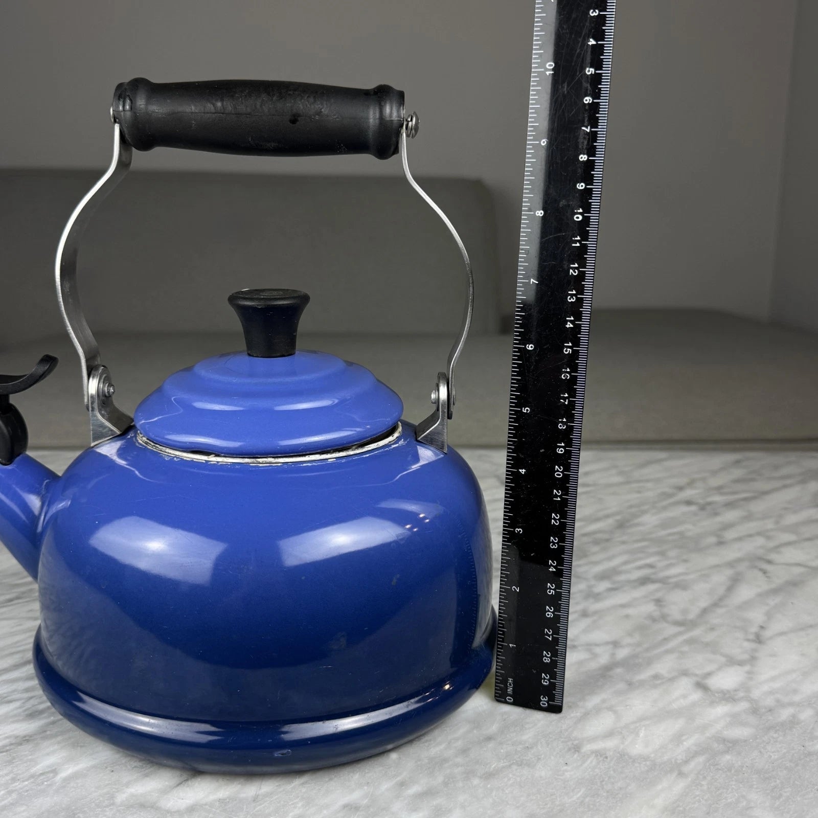 Vintage Le Creuset Whistling Tea Kettle Teapot Enamel Blue 1.7 Qt (1.6L)