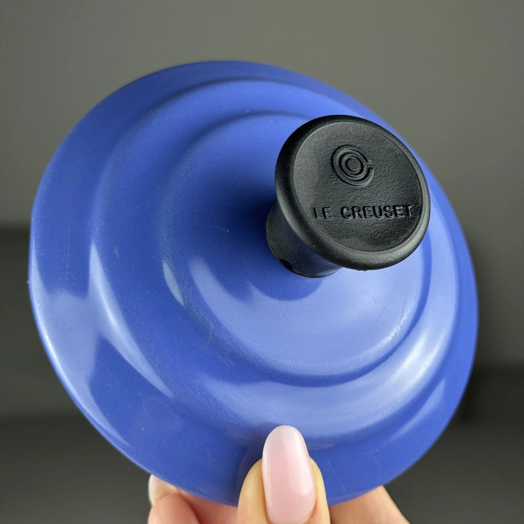 Vintage Le Creuset Whistling Tea Kettle Teapot Enamel Blue 1.7 Qt (1.6L)