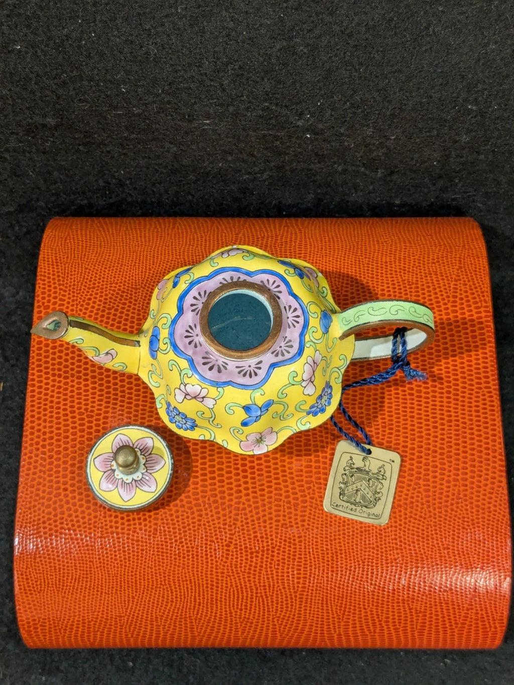Charlotte D.Vita Mini Teapot Trade Plus Aid Yellow Enamel #A714 NIB | eBay