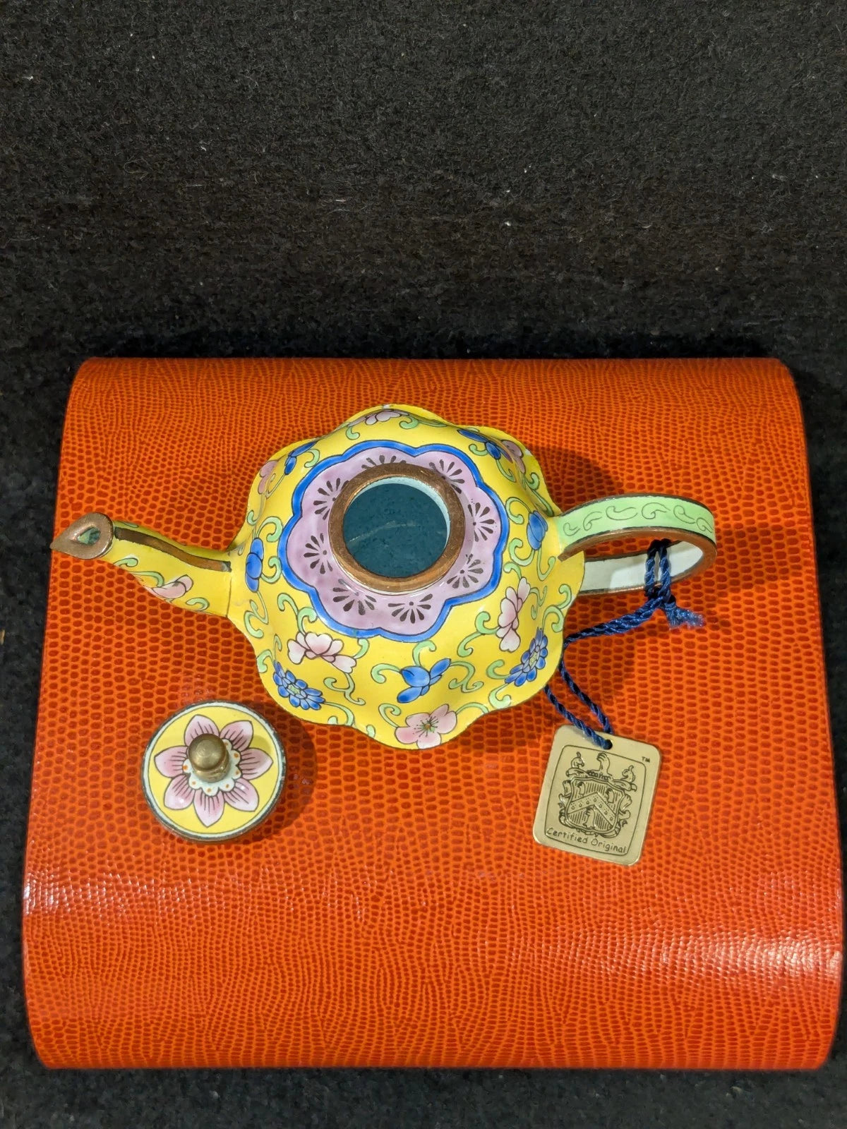 Charlotte D.Vita Mini Teapot Trade Plus Aid Yellow Enamel #A714 NIB | eBay