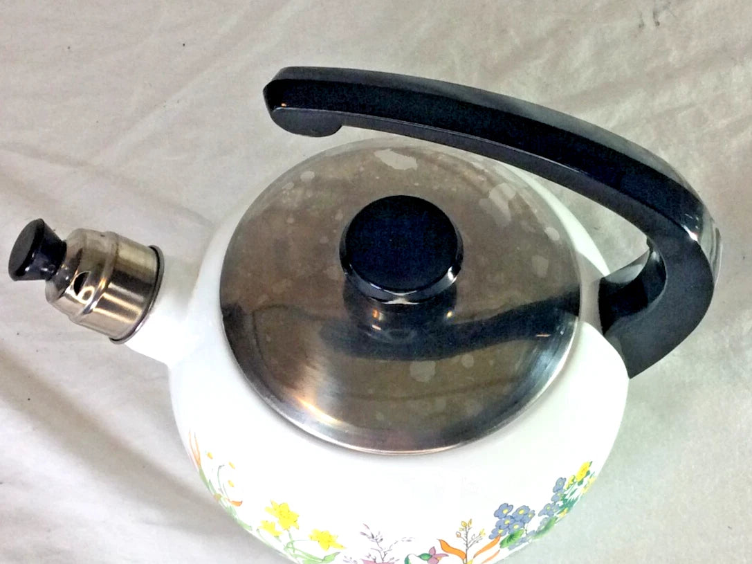 VINTAGE SUDBURY WHITE/FLORAL ENAMEL TEAPOT -1981-EUC | eBay