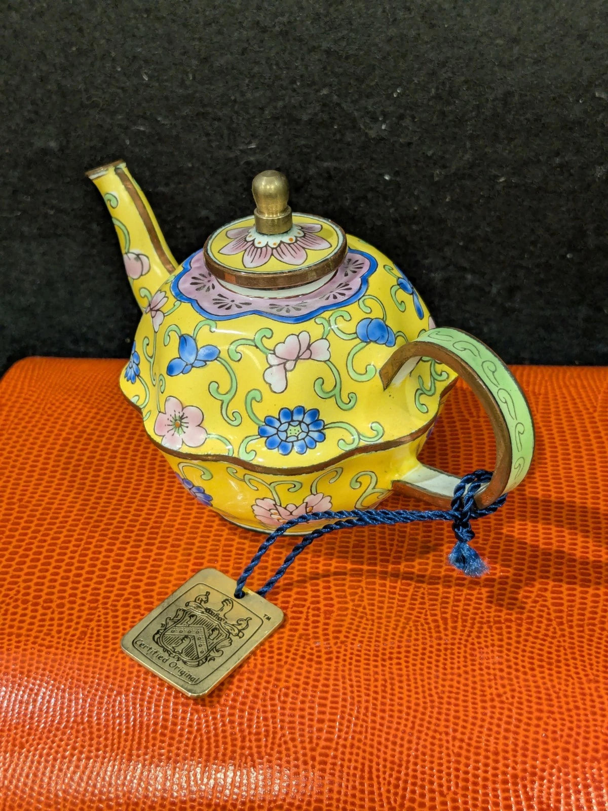 Charlotte D.Vita Mini Teapot Trade Plus Aid Yellow Enamel #A714 NIB | eBay