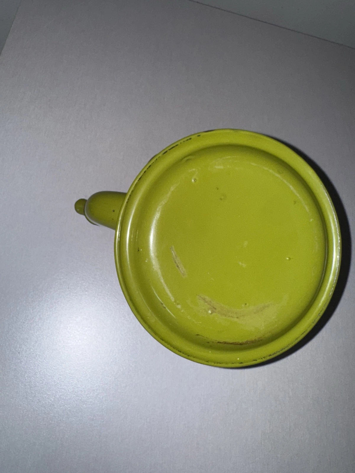 Vtg Avocado Green Enamel Teapot Tea Kettle Farmhouse Mcm Country Cottage Rustic