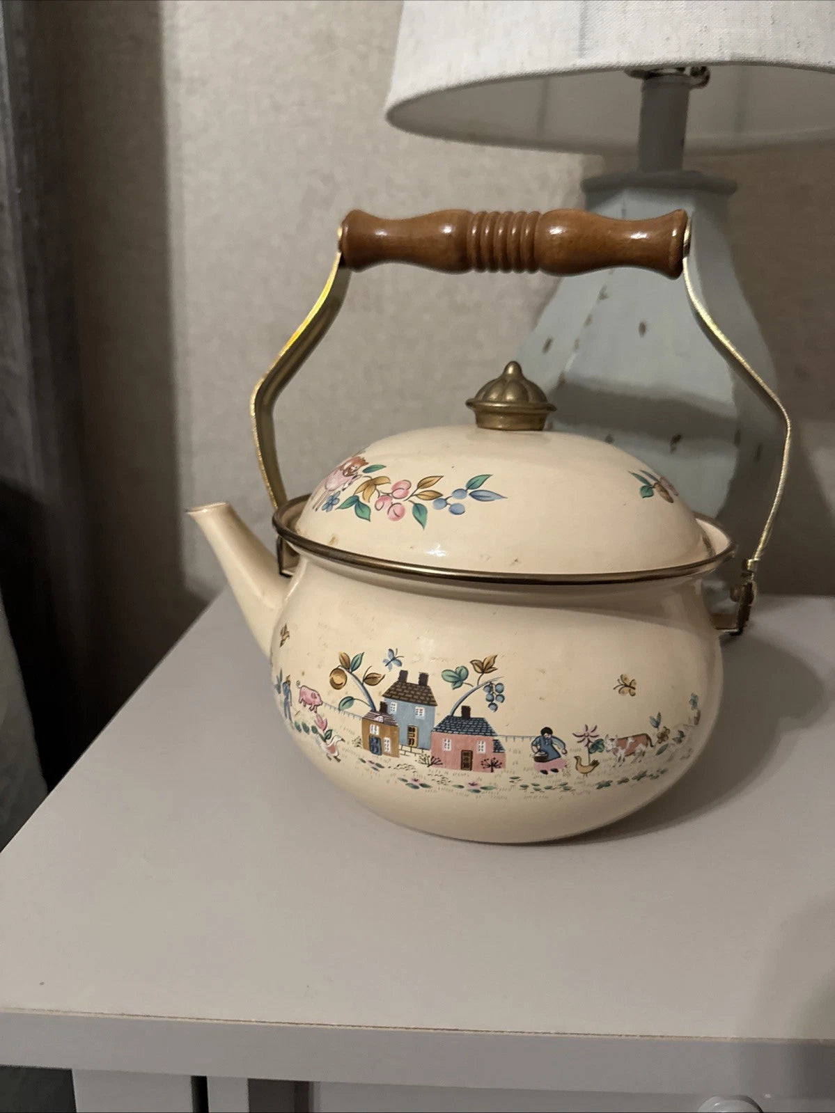 Vintage International Heartland 2 Qt Teapot Kettle Enamel with Brass Wood Handle | eBay