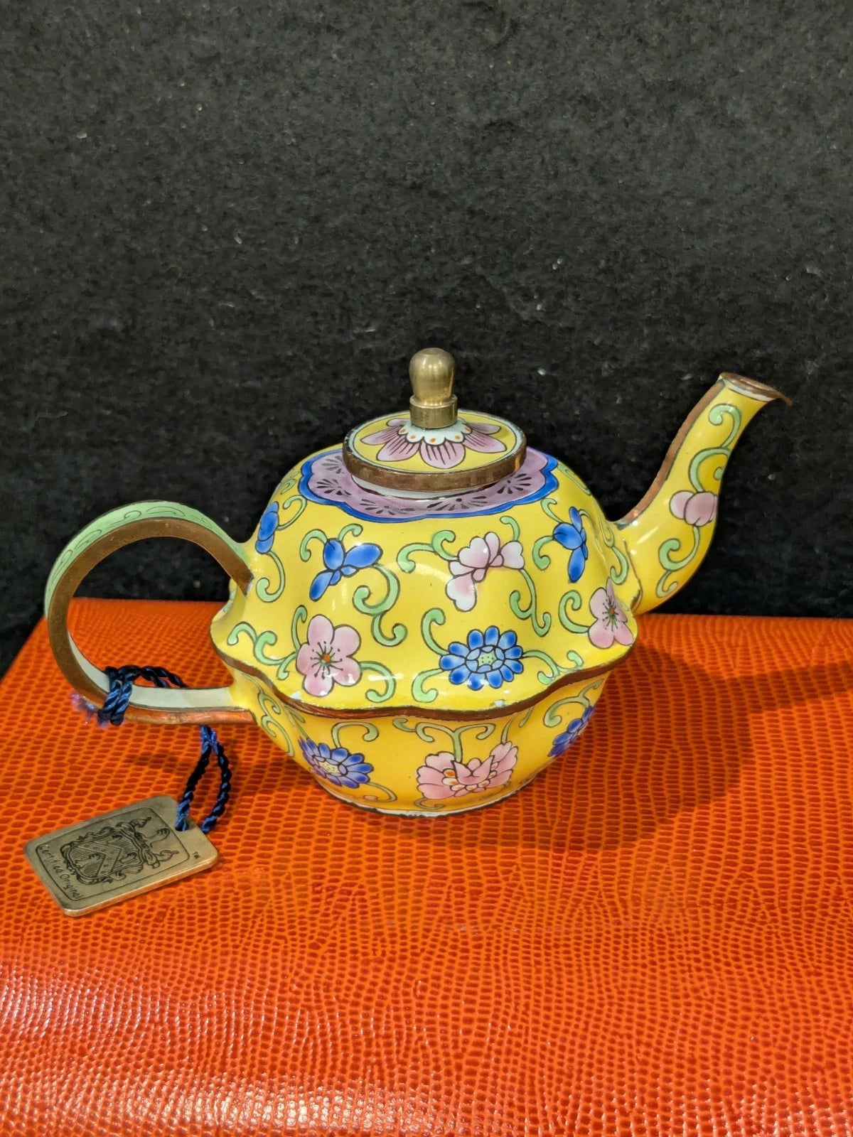 Charlotte D.Vita Mini Teapot Trade Plus Aid Yellow Enamel #A714 NIB | eBay
