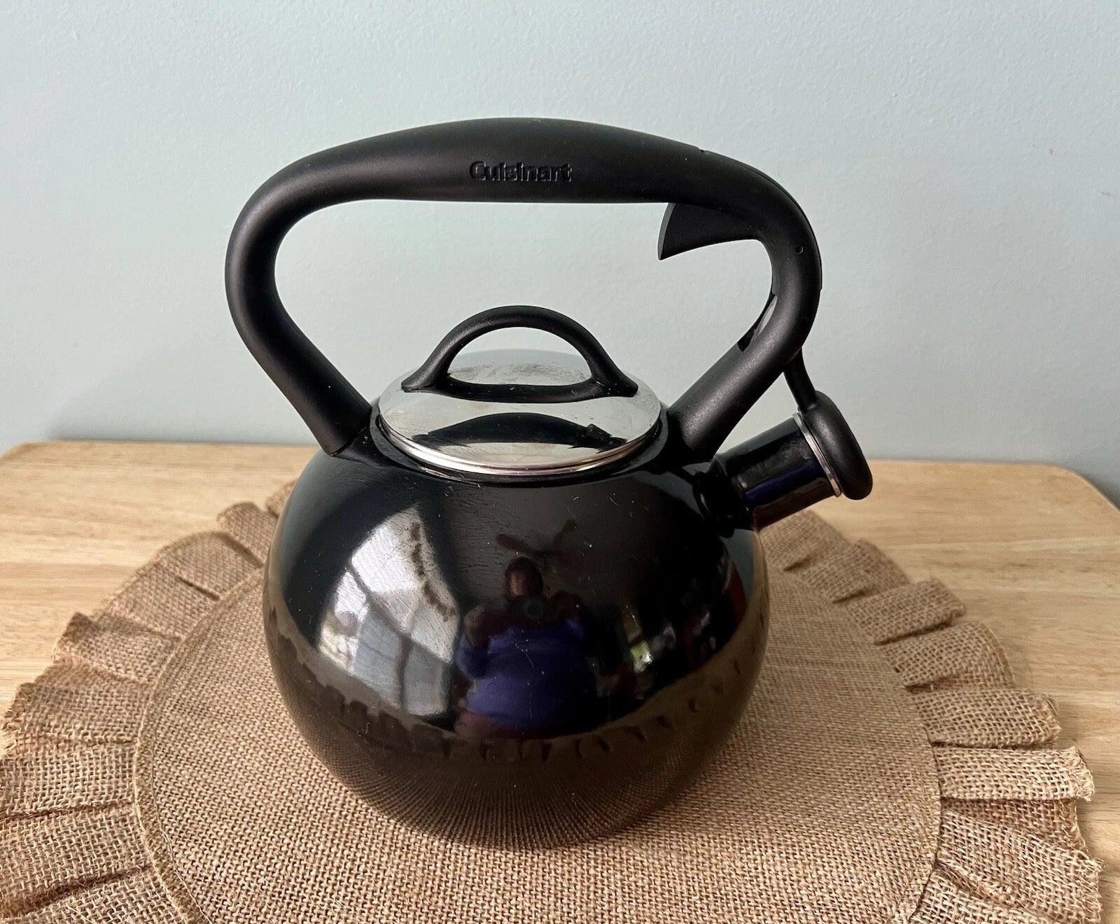 Cuisinart Tea Pot Kettle 2.5 Qt or 20 Cups Black Enameled w/ Silver Lid