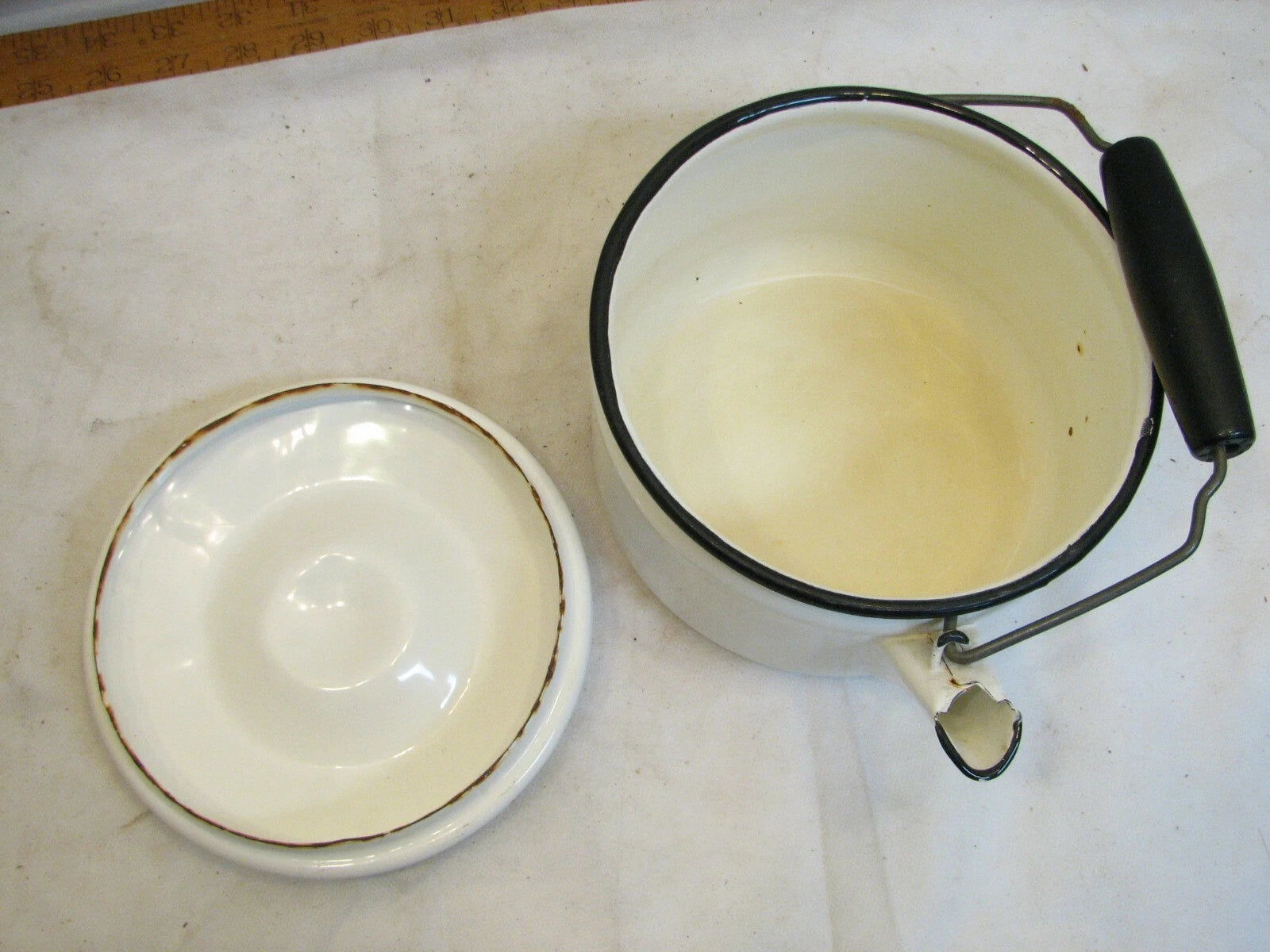 Vintage White Enamel Ware Tea Pot Kettle Teapot Fireplace Camping Cabin Coffee