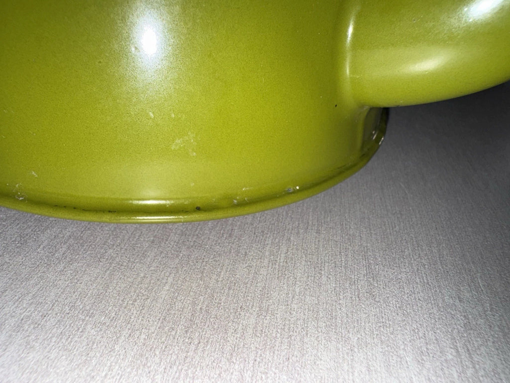 Vtg Avocado Green Enamel Teapot Tea Kettle Farmhouse Mcm Country Cottage Rustic