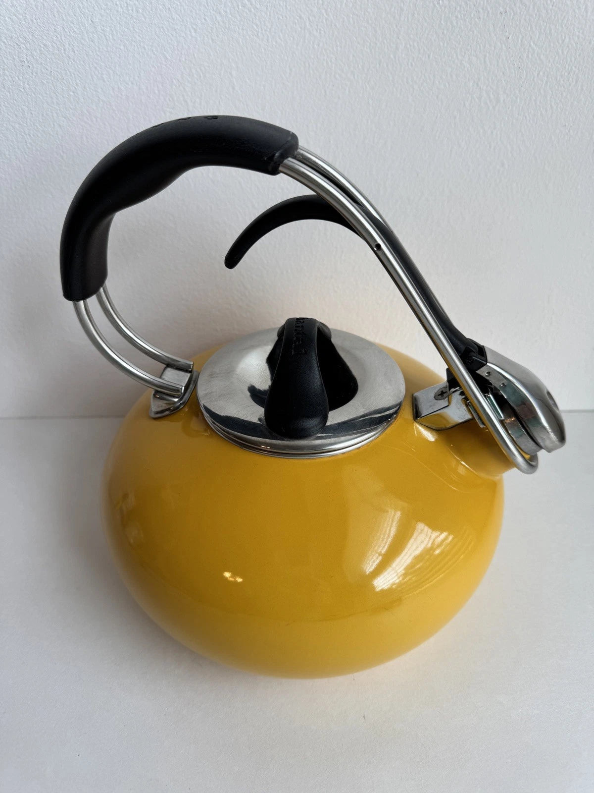 Chantal Livestrong Yellow Enamel Whistling Tea Hot Water Kettle Pot Used