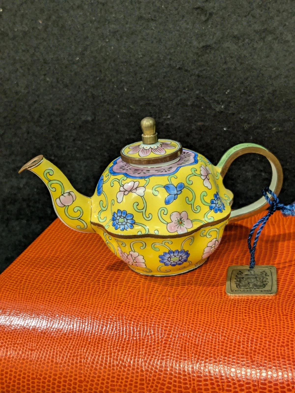 Charlotte D.Vita Mini Teapot Trade Plus Aid Yellow Enamel #A714 NIB | eBay