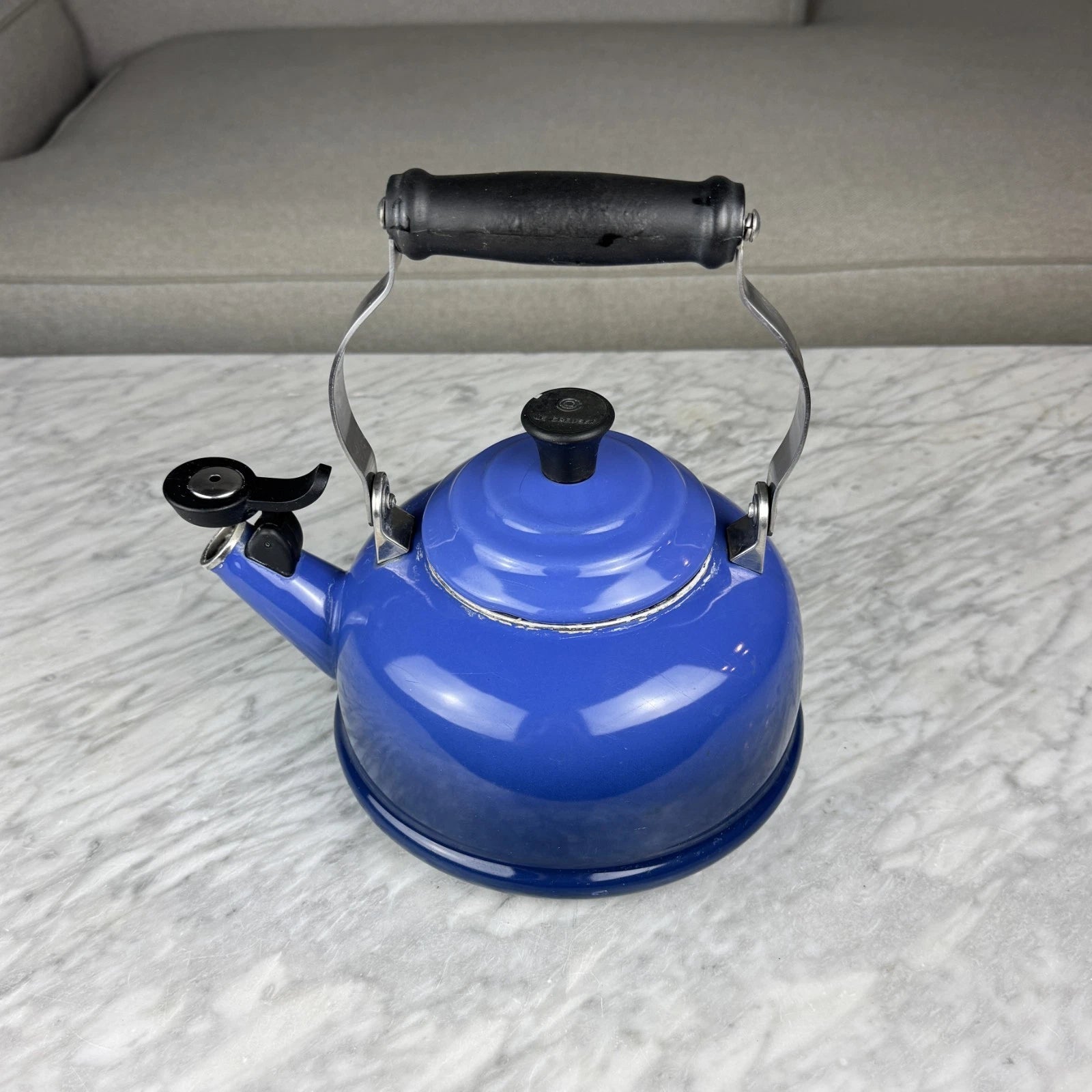 Vintage Le Creuset Whistling Tea Kettle Teapot Enamel Blue 1.7 Qt (1.6L)