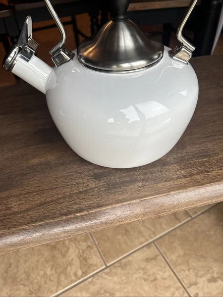 Chantal Whistling Tea Kettle Teapot White Enamel 2 Qt