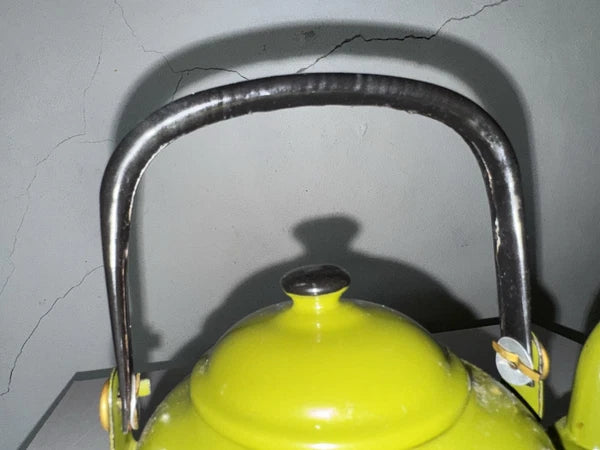 Vtg Avocado Green Enamel Teapot Tea Kettle Farmhouse Mcm Country Cottage Rustic