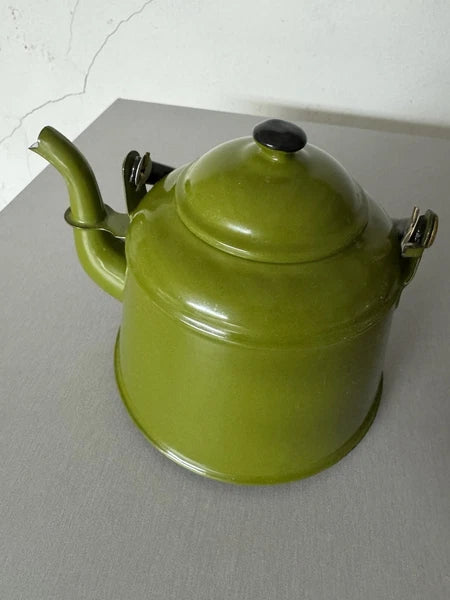 Vtg Avocado Green Enamel Teapot Tea Kettle Farmhouse Mcm Country Cottage Rustic