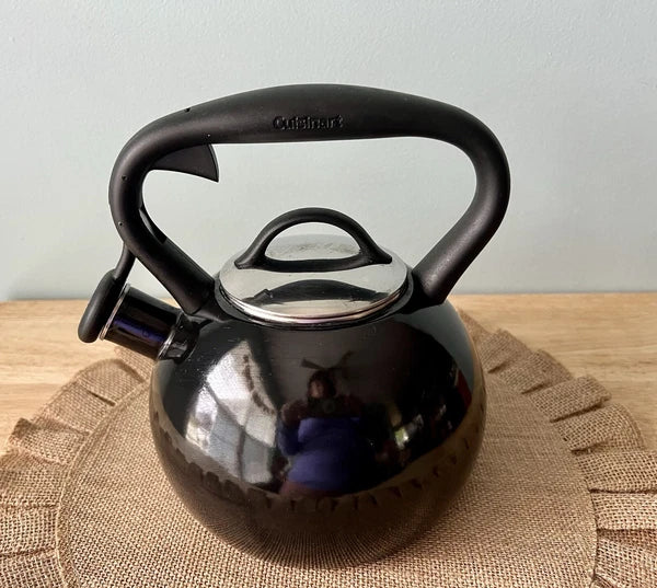 Cuisinart Tea Pot Kettle 2.5 Qt or 20 Cups Black Enameled w/ Silver Lid