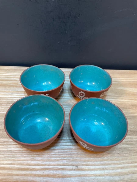Antique China Chinese Yixing Zisha Clay Enameled Teapot Pottery with 4 Cups